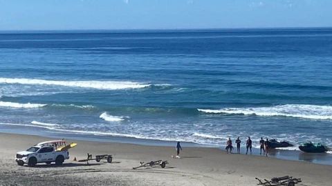 Protección Civil alerta por oleaje de hasta 3.5 metros en Playas de Rosarito