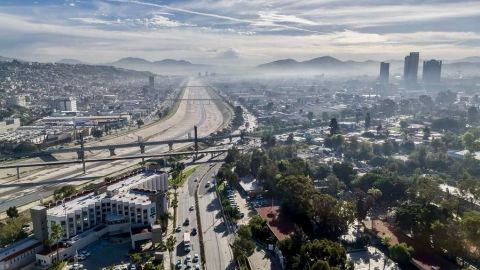 Vientos de Santa Ana azotan Tijuana; prevén hasta 34 grados y ráfagas de 100 km